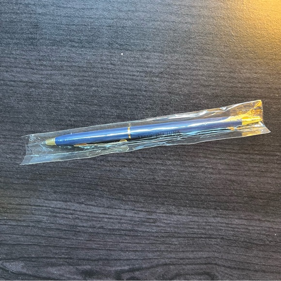 Club 33 Disneyland Retired Employee Fountain Pen - Picture 3 of 8